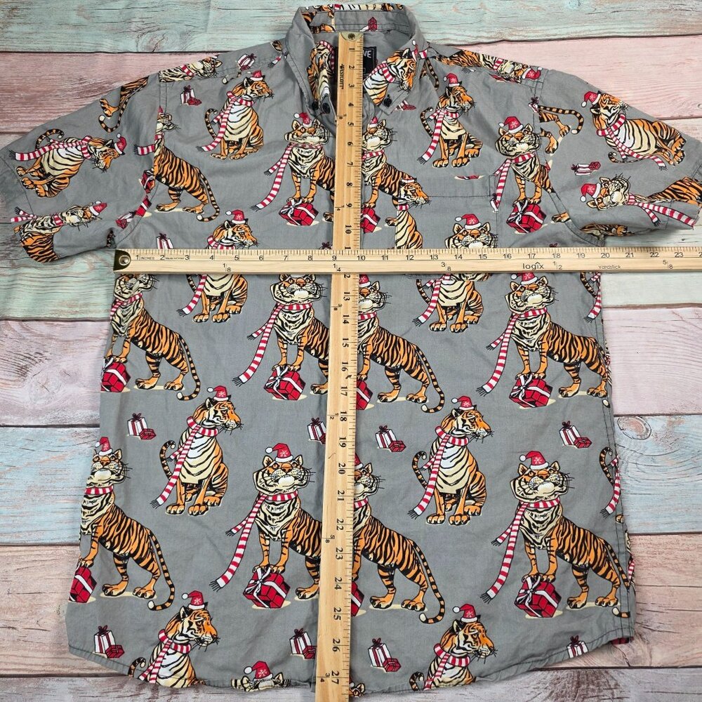 Massive Christmas Holiday Tiger Print Slim Button-Up Shirt Mens Medium - Picture 4 of 6